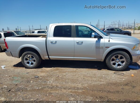 1C6RR7NT4GS125680 2016 RAM 1500 Silver Вид задньої частини салону