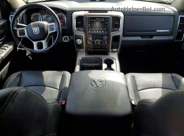1C6RR7NT5HS734388 2017 RAM 1500 Gray Widok deski rozdzielczej