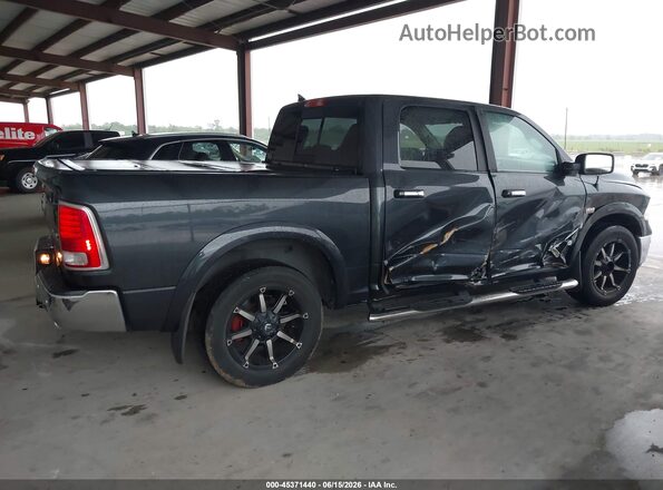 1C6RR7NT5HS816699 2017 RAM 1500 Gray Vista interior trasera
