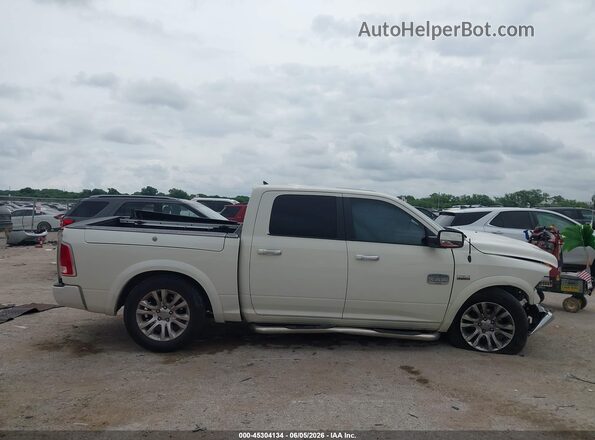 1C6RR7PT0HS599768 2017 RAM 1500 White Rear interior view