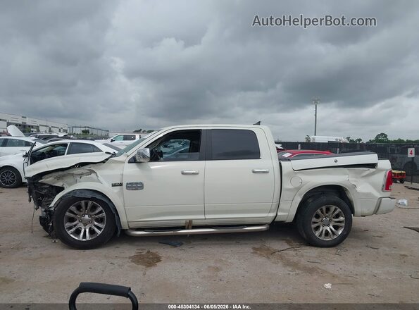 1C6RR7PT0HS599768 2017 RAM 1500 White 360 interior view
