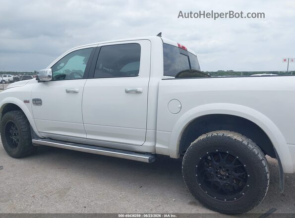 1C6RR7PT4HS545969 2017 RAM 1500 White Vista interior de 360 grados