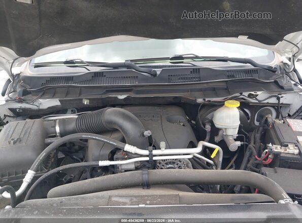1C6RR7PT4HS545969 2017 RAM 1500 White Vista trasera