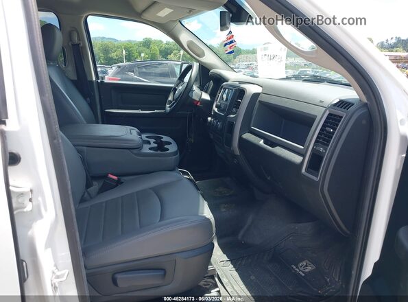 1C6RR7STXGS328836 2016 RAM 1500 White Front interior view