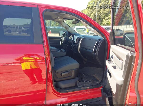 1C6RR7TT1LS106470 2020 RAM 1500 CLASSIC Red Widok wnętrza z przodu