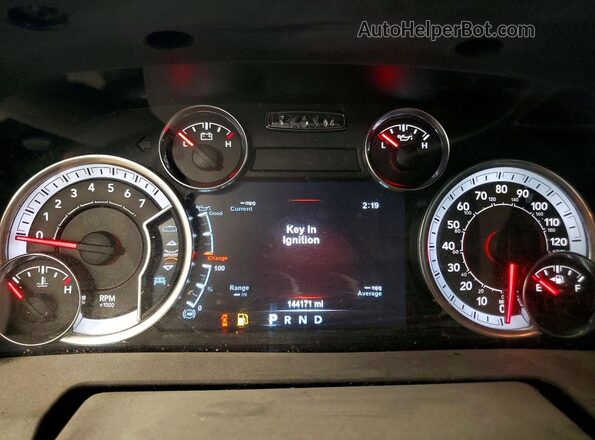 1C6RR7TT7JS178867 2018 RAM 1500 Black Instrument cluster view