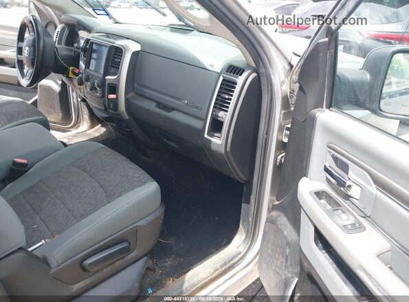1C6RR7TT7KS702679 2019 RAM 1500 CLASSIC Silver Front interior view