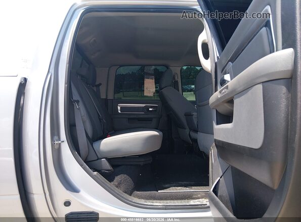 1C6RR7TT9KS662797 2019 RAM 1500 CLASSIC Silver VIN კოდის სტიკერის ხედი