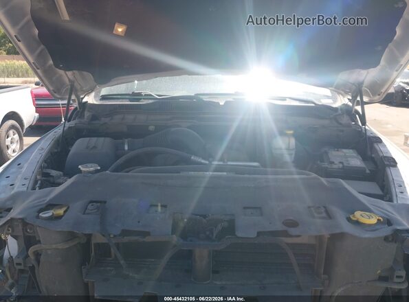 1C6RR7UT6GS342133 2016 RAM 1500 White Հետևի տեսք