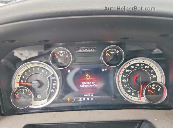 1C6RR7UT8GS166525 2016 RAM 1500 Синий Вид щитка приборов