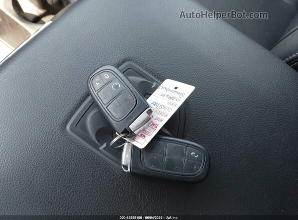 1C6RR7VMXGS250630 2016 RAM 1500 Silver Առջևի վահանակի տեսք