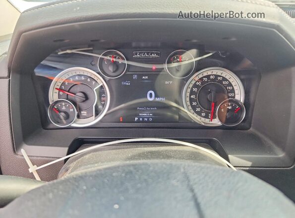 1C6RR7VT7HS559237 2017 RAM 1500 Black Vista del cuadro de instrumentos