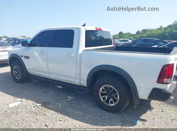 1C6RR7YT2GS252536 2016 RAM 1500 White 360 interior view