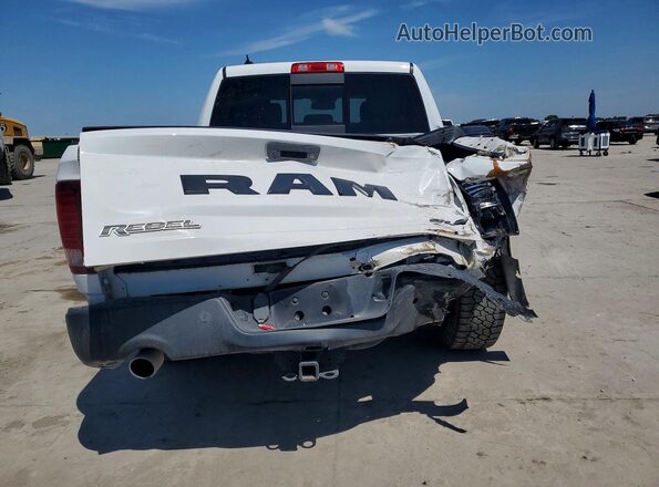 1C6RR7YT4JS101981 2018 RAM 1500 White Вид ззаду