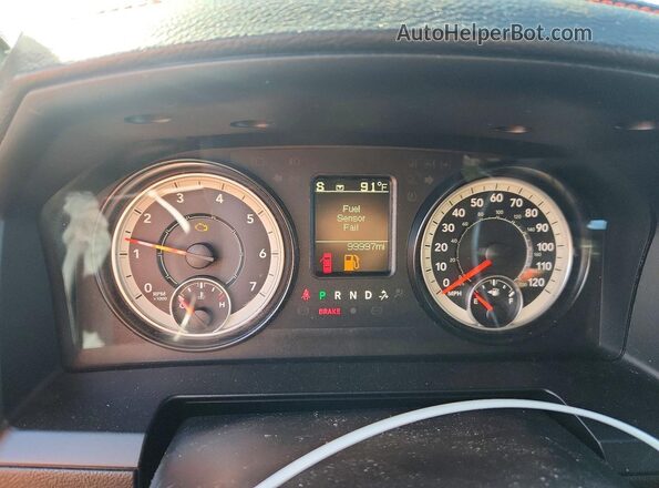 1C6RR7YTXGS236164 2016 RAM 1500 Silver ხელსაწყოთა პანელის ხედი