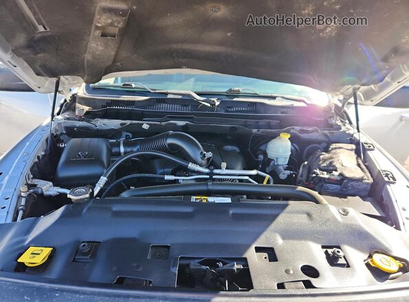 1C6RR7YTXGS236164 2016 RAM 1500 Silver უკანა სალონის ხედი
