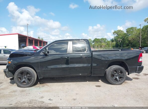 1C6RREBT5MN574224 2021 RAM 1500 Black 360 interior view