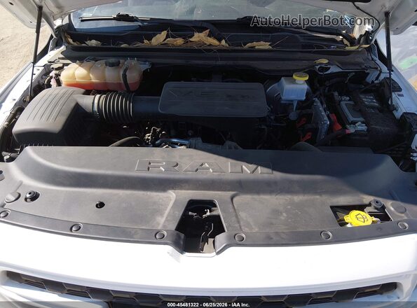 1C6RREFG0NN337123 2022 RAM 1500 White Widok z tyłu
