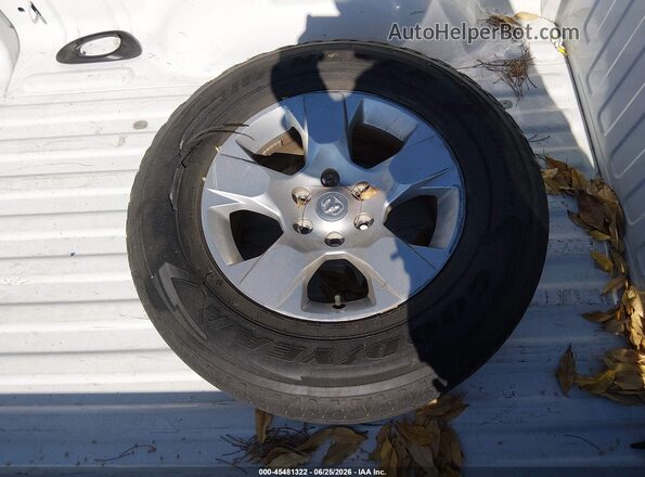 1C6RREFG0NN337123 2022 RAM 1500 White Widok zestawu wskaźników