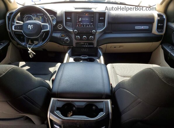 1C6RREFG7MN502163 2021 RAM 1500 White Dashboard view