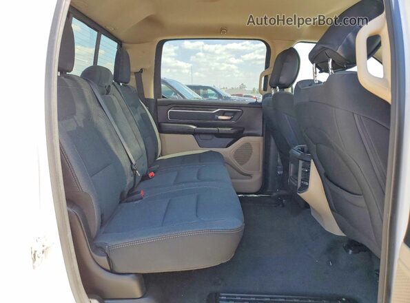 1C6RREFG7MN502163 2021 RAM 1500 White Rear seats view