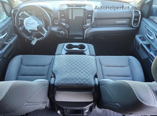 1C6RREFG8KN770717 2019 DODGE 1500 Gray Dashboard view