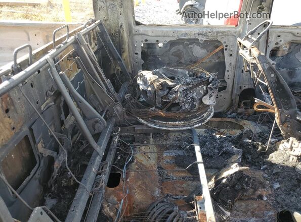 1C6RREFP6SN682684 2025 RAM 1500 Burn Հետևի նստատեղերի տեսք