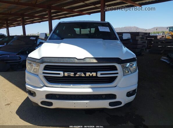 1C6RREFT2LN245845 2020 RAM 1500 White Սարքավորումների վահանակի տեսք