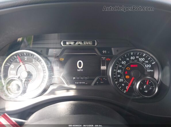 1C6RREFT5LN333952 2020 RAM 1500 Maroon უკანა სავარძლების ხედი