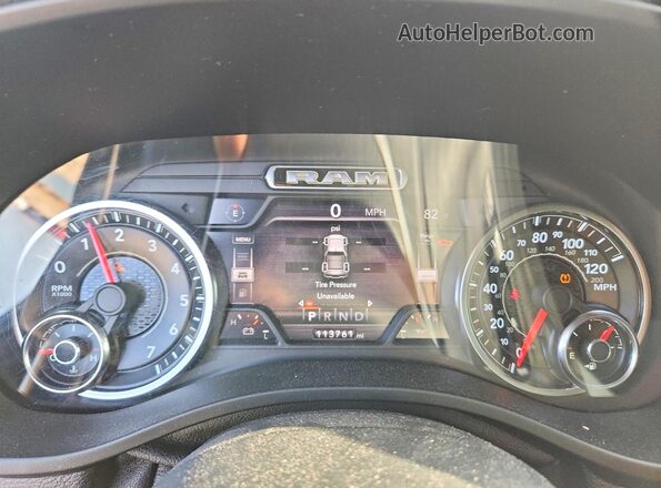 1C6RREFT6LN124087 2020 RAM 1500 Black Vista del cuadro de instrumentos