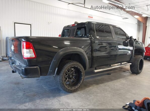 1C6RREFT7KN666930 2019 RAM 1500 Black Tył prawy