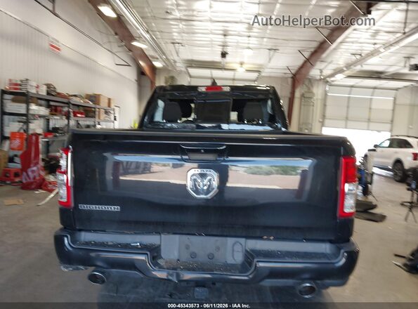 1C6RREFT7KN666930 2019 RAM 1500 Black 