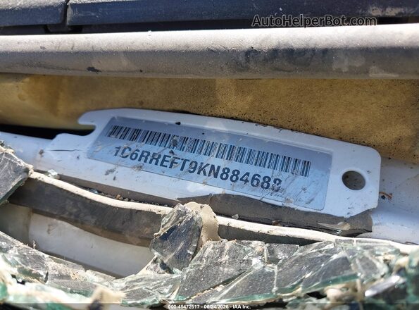 1C6RREFT9KN884688 2019 RAM 1500 Белый Вид подкапотного пространства