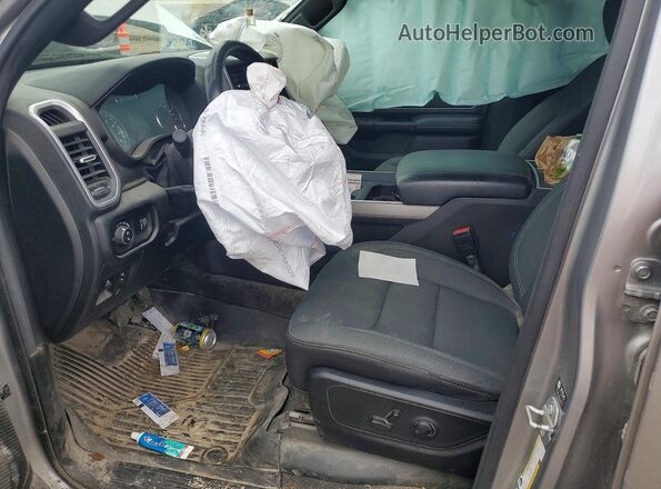 1C6RREFT9NN126421 2022 RAM 1500 Серебряный 