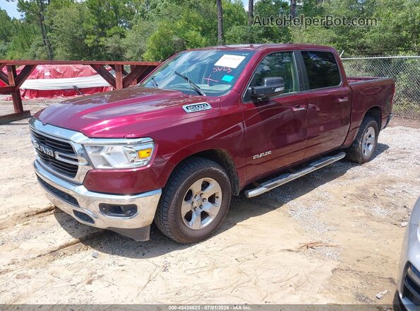 1C6RREFTXLN406832 2020 RAM 1500 Burgundy Vista tres cuartos delantera izquierda
