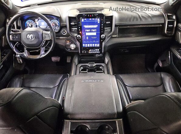 1C6RREHT4LN143461 2020 RAM 1500 Black Dashboard view