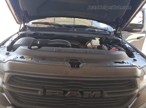 1C6RREJT3LN320768 2020 RAM 1500 Black Vista interior trasera
