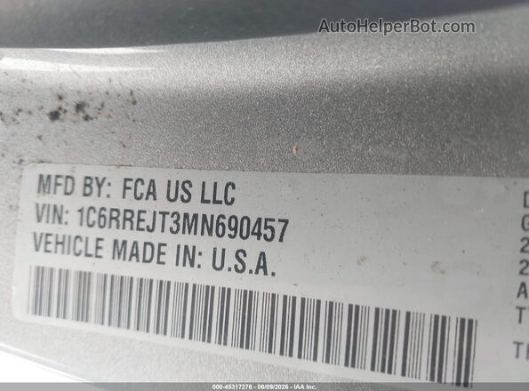 1C6RREJT3MN690457 2021 RAM 1500 Gray Вид підкапотного простору