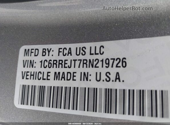 1C6RREJT7RN219726 2024 RAM 1500 Gray 