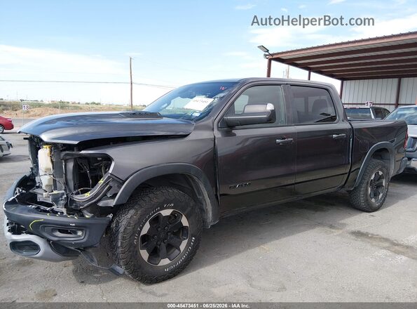 1C6RRELT1KN716726 2019 RAM 1500 Gray Widok wnętrza 360 stopni