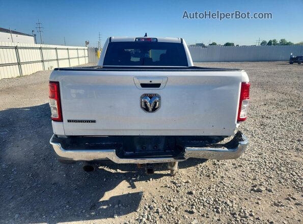 1C6RREMT2MN568653 2021 RAM 1500 Белый Вид сзади