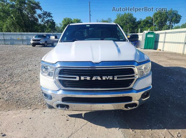 1C6RREMT2MN568653 2021 RAM 1500 Белый Вид спереди