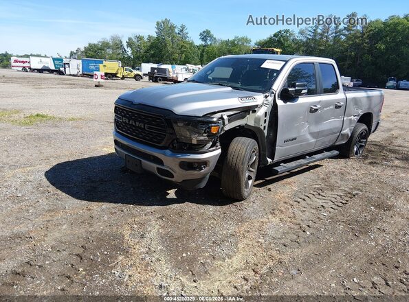 1C6RRFBG2NN352069 2022 RAM 1500 Silver Przód lewy