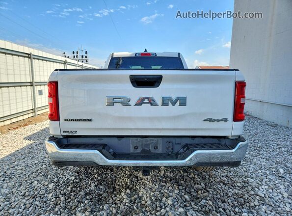 1C6RRFBGXSN705346 2025 RAM 1500 White 