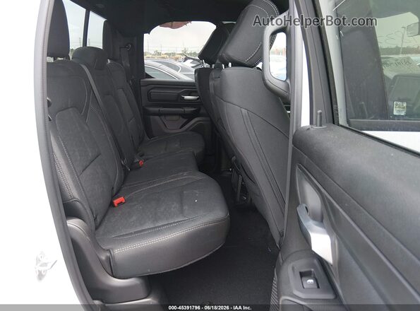 1C6RRFCG7TN295833 2026 RAM 1500 White Widok naklejki z numerem VIN