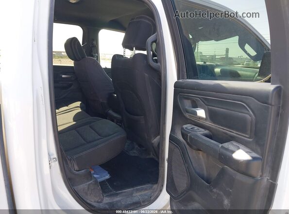 1C6RRFCG8SN598053 2025 RAM 1500 White VIN sticker view