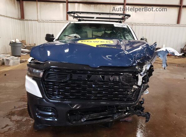1C6RRFCG8SN696998 2025 RAM 1500 White Widok naklejki z numerem VIN