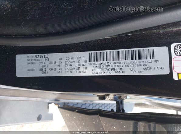 1C6RRFFG2KN797384 2019 RAM 1500 Black Widok komory silnika