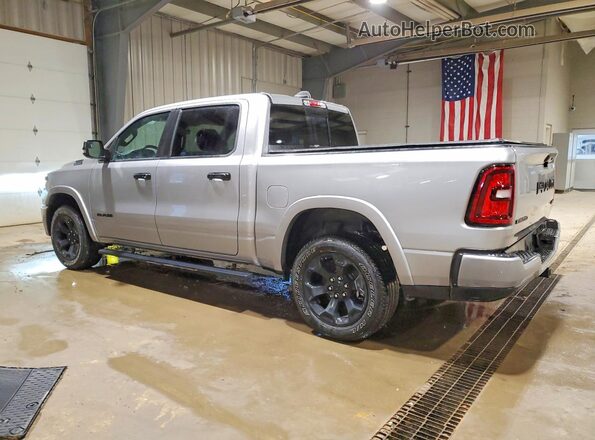 1C6RRFFG2SN538250 2025 RAM 1500 Silver Задня ліва чверть