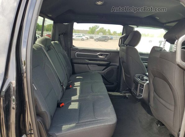 1C6RRFFG3PN569997 2023 RAM 1500 Черный Вид задних сидений